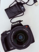 Sony Alpha DSLR-A230 10.2MP Digitalkamera, Schwarz