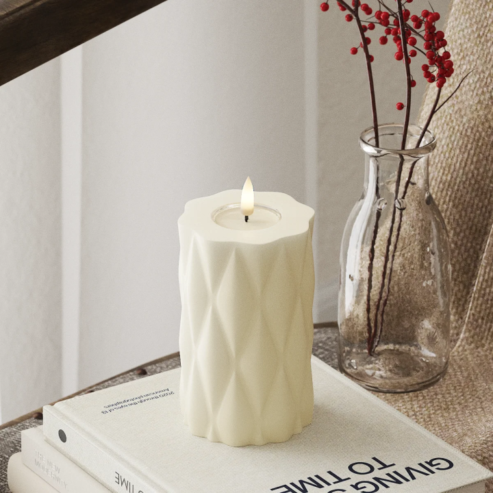 Deluxe Homeart creme Stumpenkerze Harlequin D7,5xH12,5cm