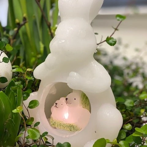 Osterhase mit LED-Licht