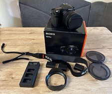 Sony Cyber-shot RX10 IV Bridgekamera 20 MP 25x Zoom 3" schwarz + Zubehörpaket