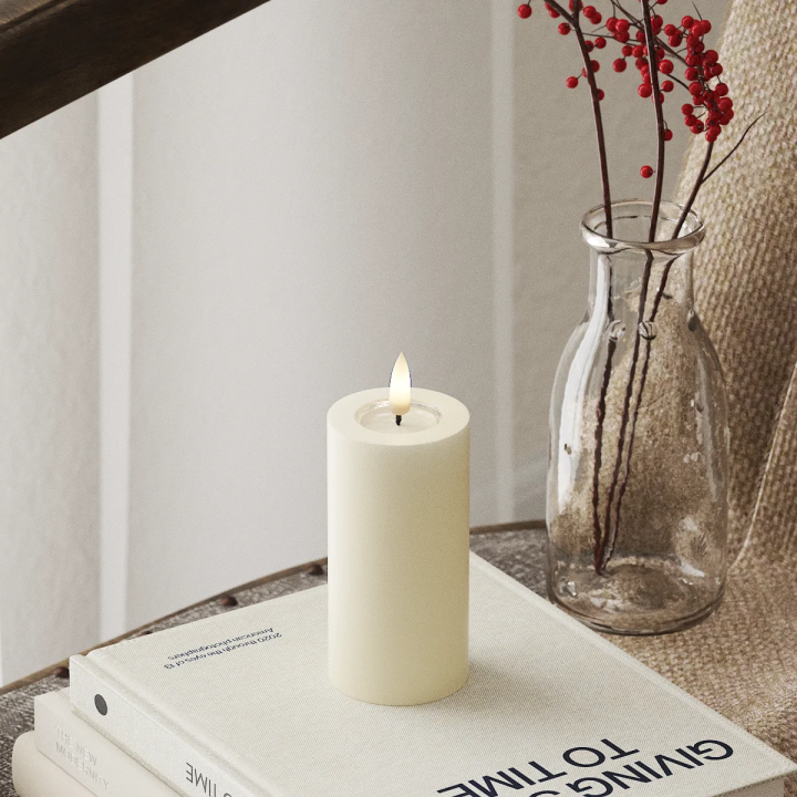 LED-Blockkerzen Ø 5 x 10 cm Creme