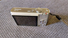 Panasonic LUMIX DMC-FX7 Kompaktkamera Silber 5MP 3x Zoom 2,5" Display
