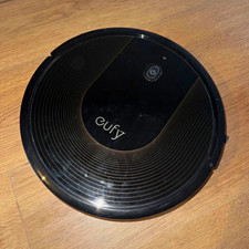 eufy RoboVac 30C Staubsaugerroboter kabellos Wi-Fi schwarz mit Ladestation