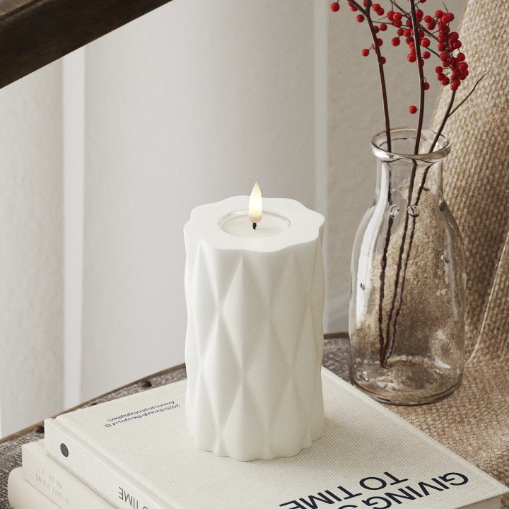Deluxe Homeart weiß Stumpenkerze Harlequin D7,5xH12,5cm