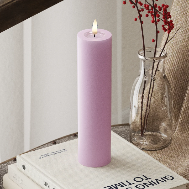 LED-Blockkerzen Ø 5 x 20 cm Lavendel