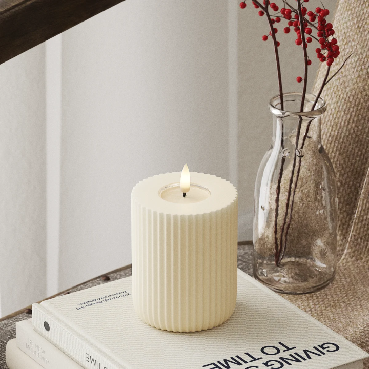 Solid Stripe LED-Blockkerzen Ø 8 x 10 cm, Creme